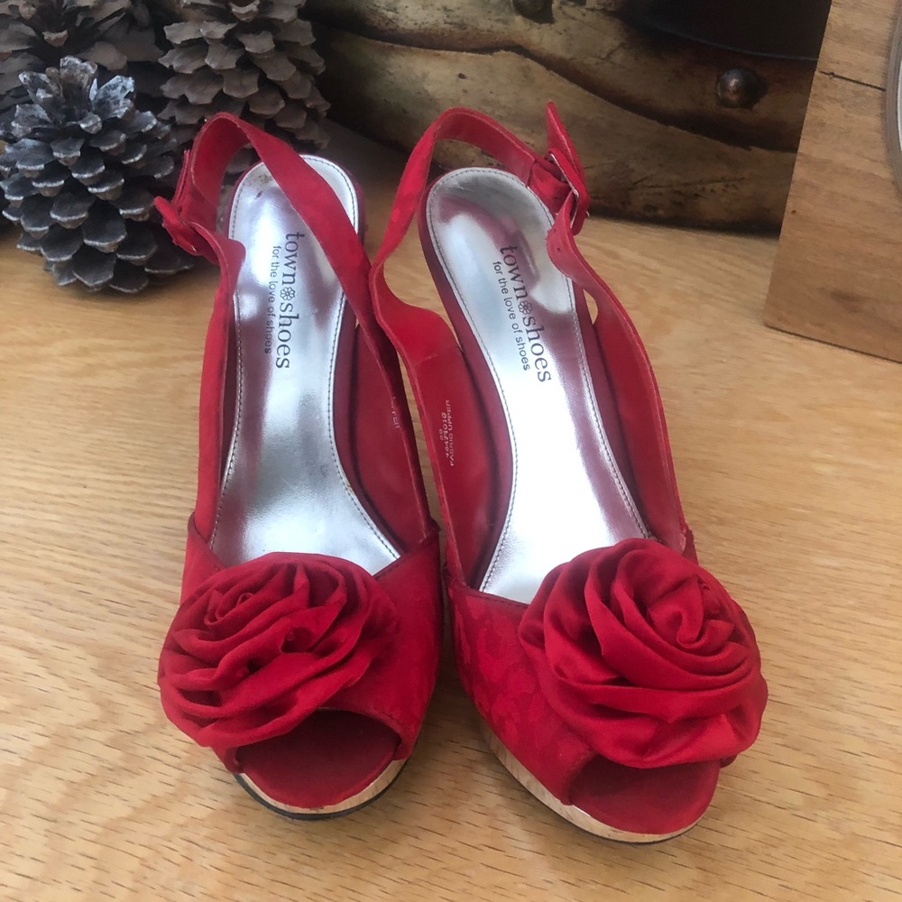 Red rose town shoes pumps size 38
